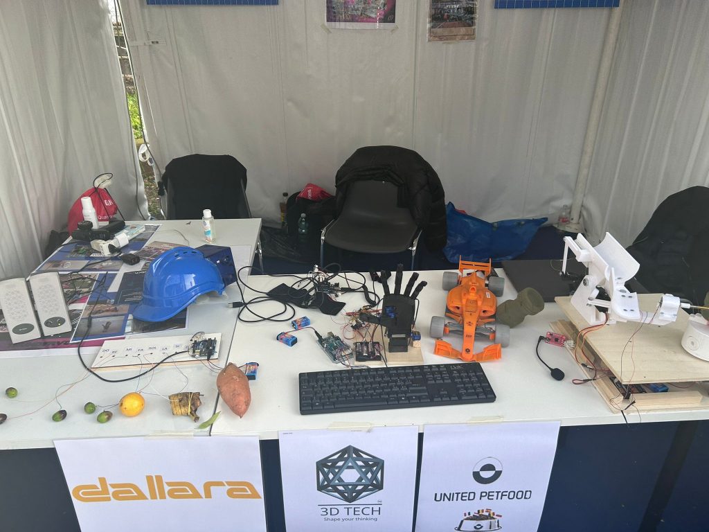 Maker Faire Stand Volta